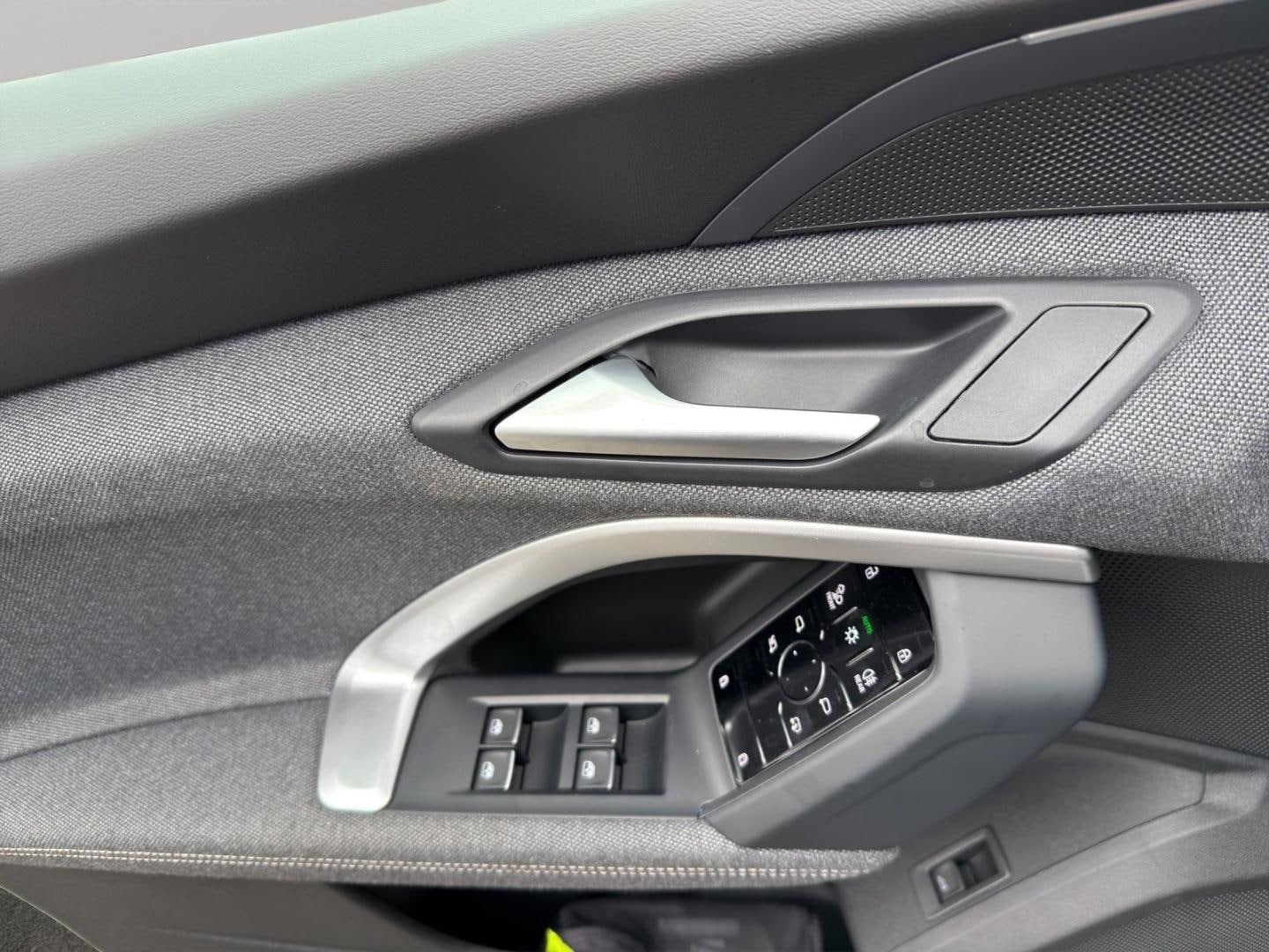 Bild über Audi Q5 SUV TDI quattro 220 kW S tronic - für weitere Informationen kontaktieren Sie den Audi Partner