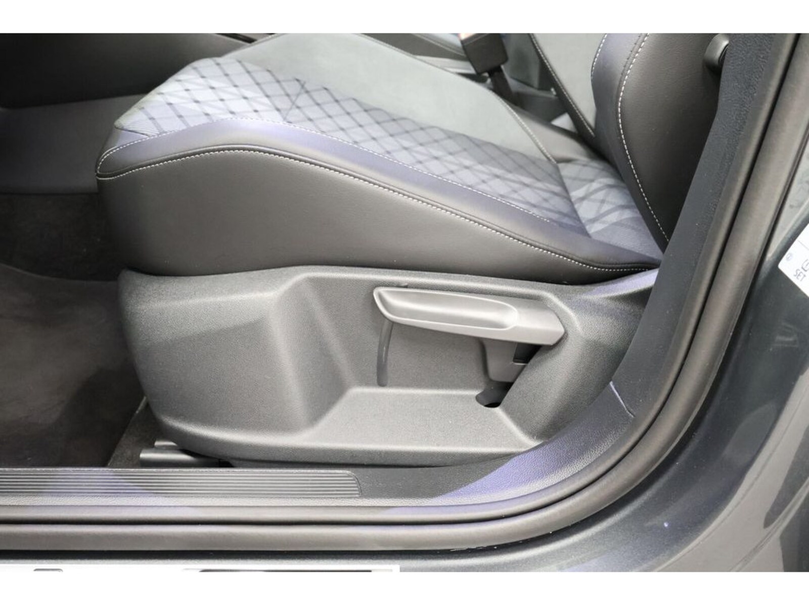Volkswagen T-Roc – Bild 22