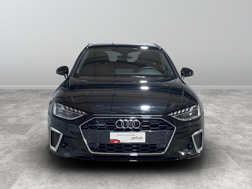 Image about Audi A4 Avant S line edition 40 TDI quattro 150 kW (204 CV) S tronic