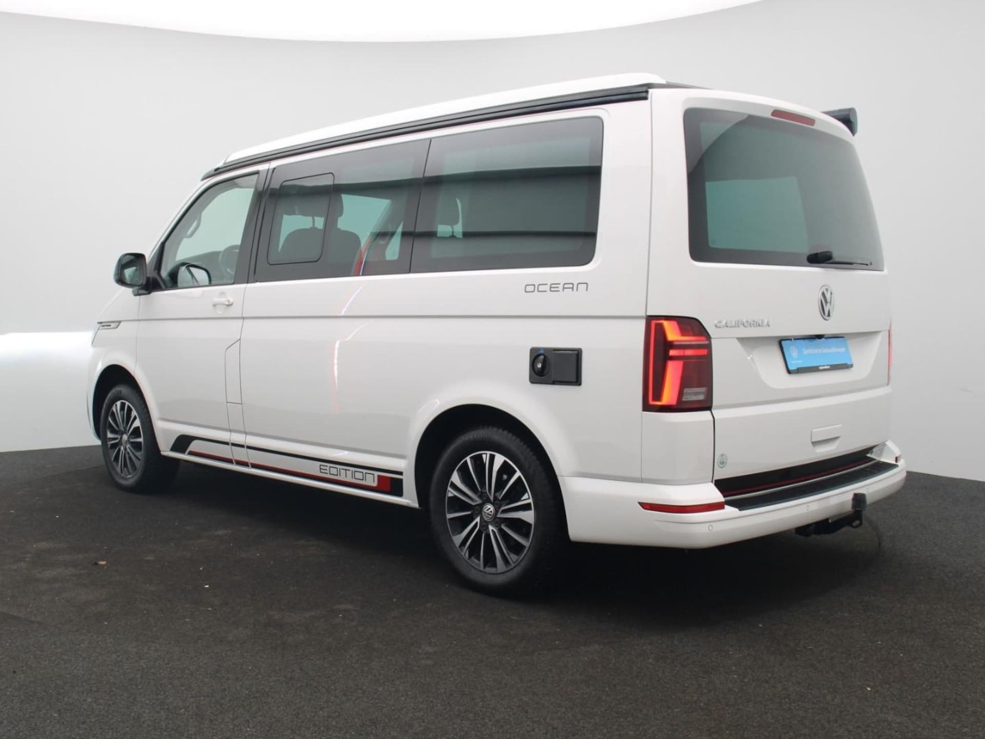 Volkswagen T6.1 California Ocean