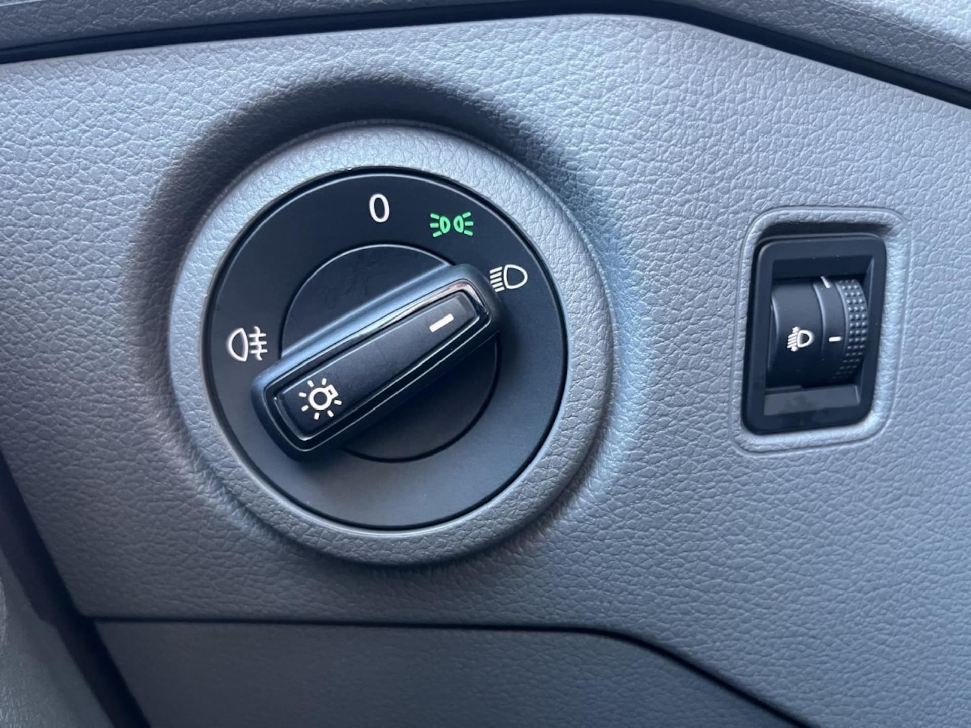 Volkswagen Crafter Kasten langer Radstand