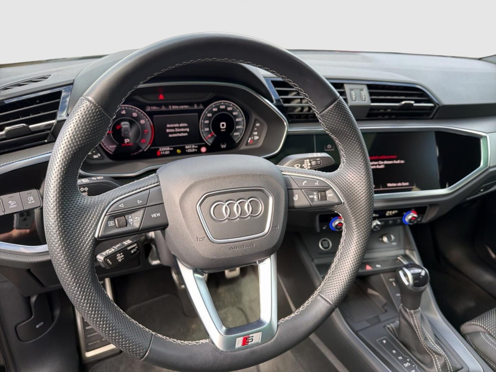 Audi Q3 – Bild 15