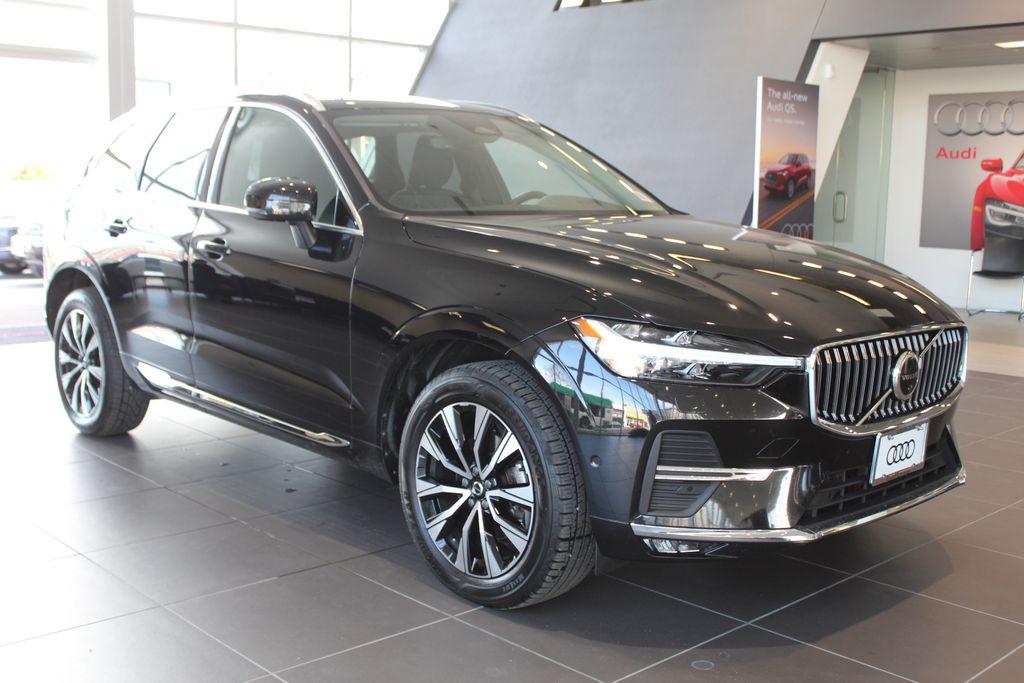 2023 Volvo XC60 B5 Plus Bright Theme AWD's photo