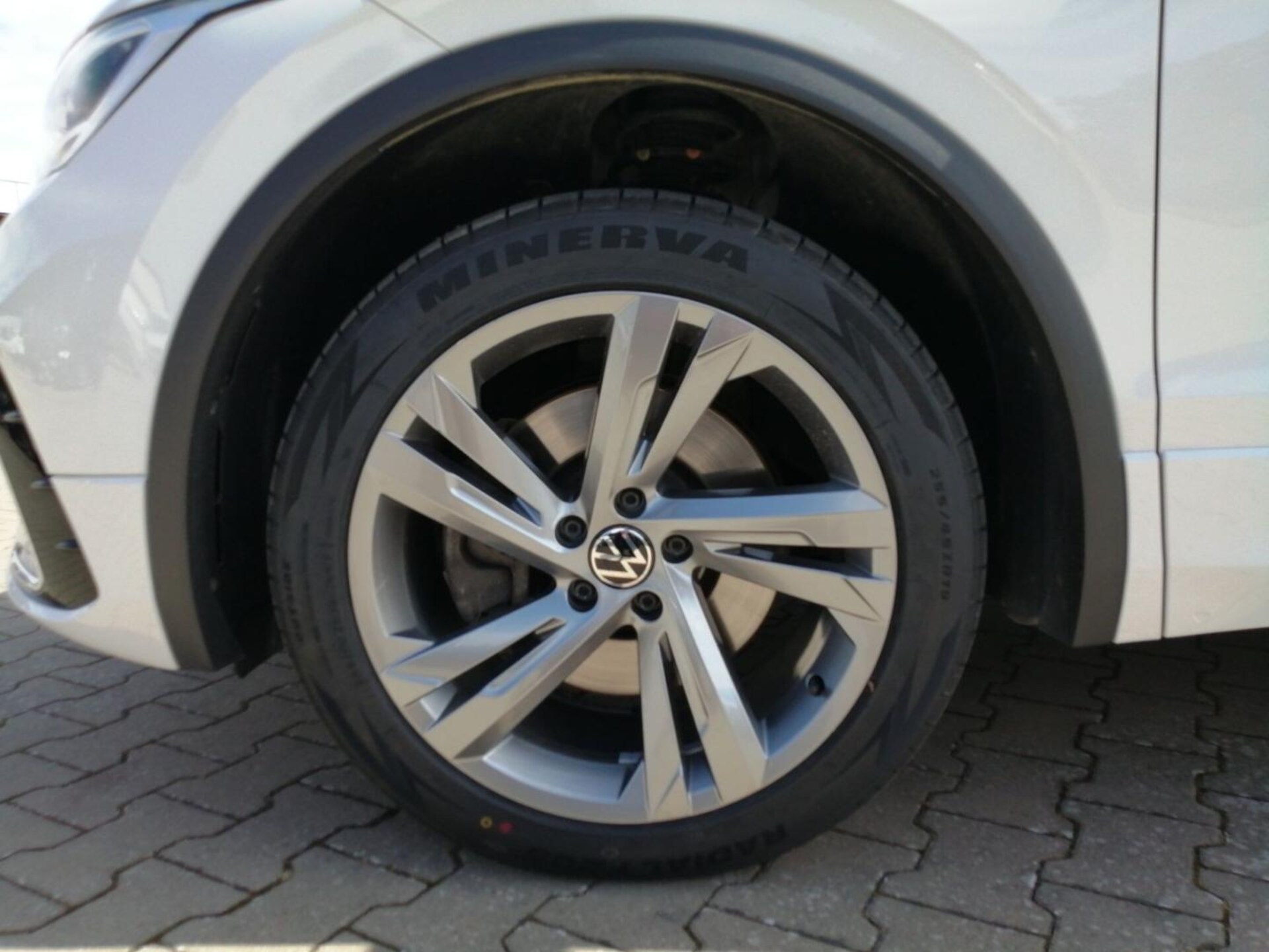 Volkswagen Tiguan R-Line