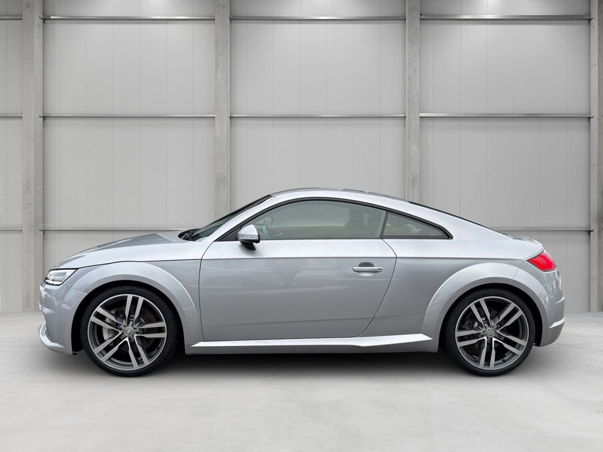 Audi TT Coupé