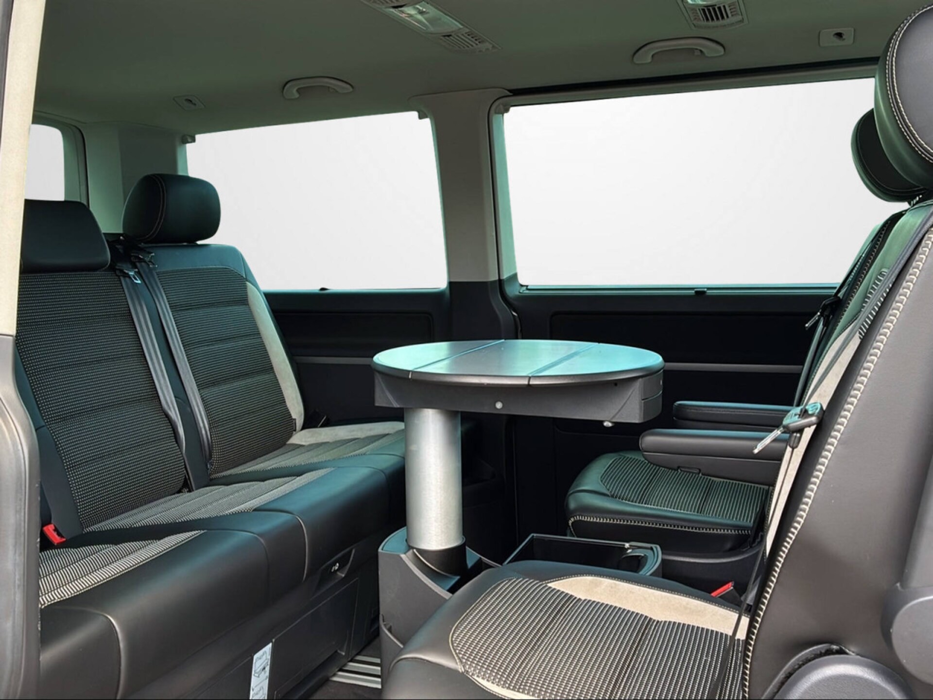 Volkswagen T6 Multivan Panamericana