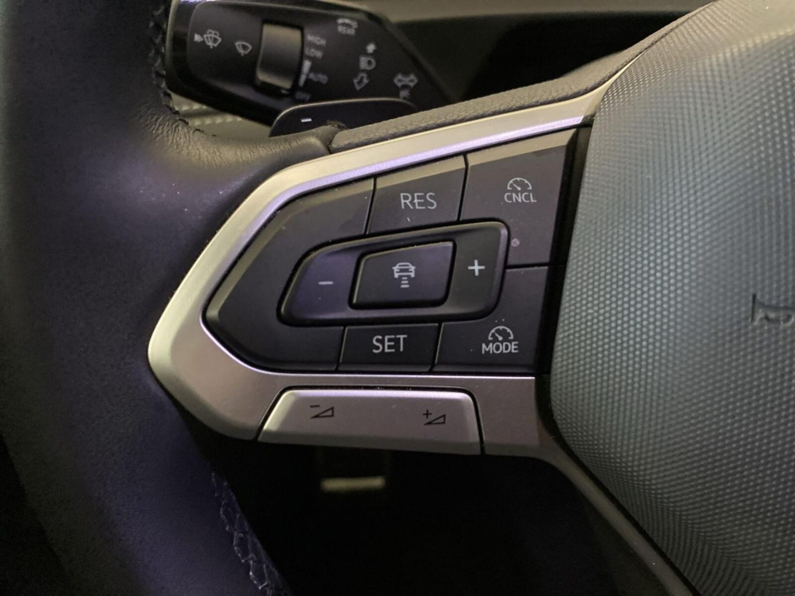 Volkswagen Tiguan – Bild 10