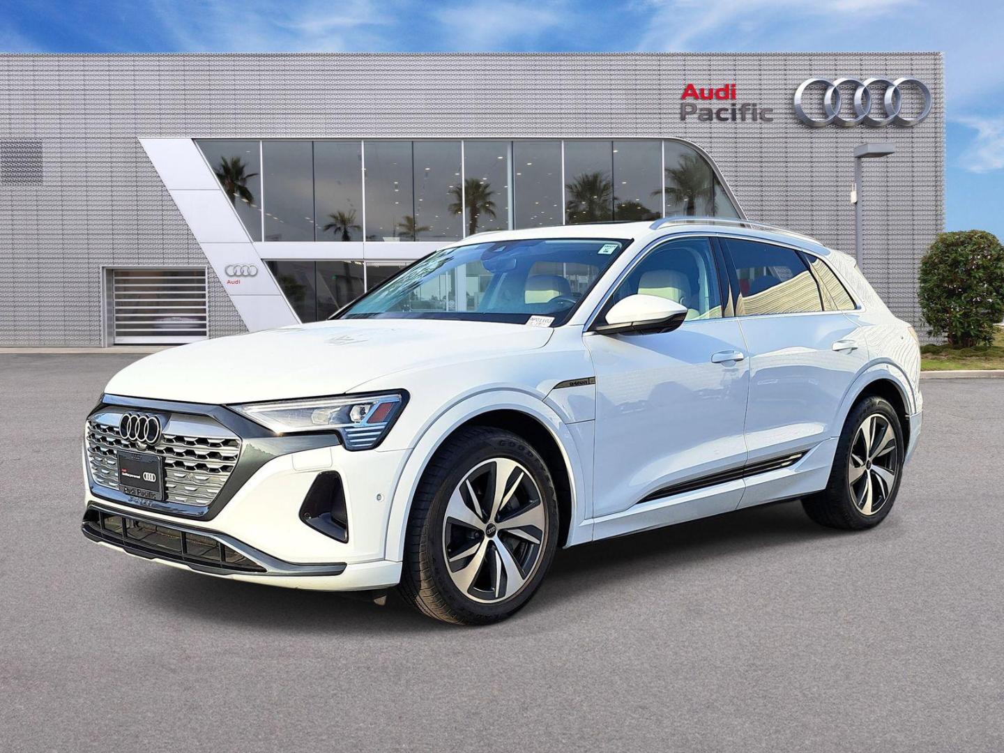 2024 Audi Q8 e-tron