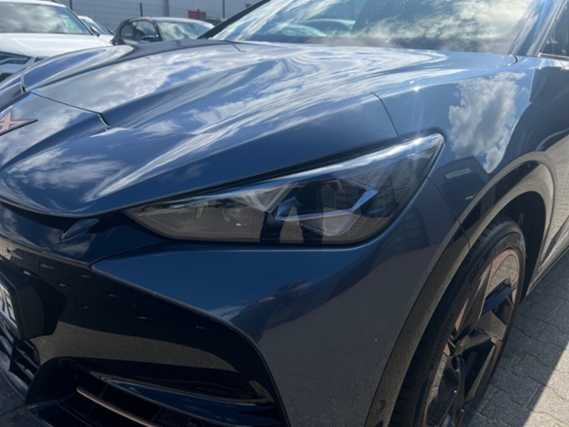 CUPRA Tavascan VZ