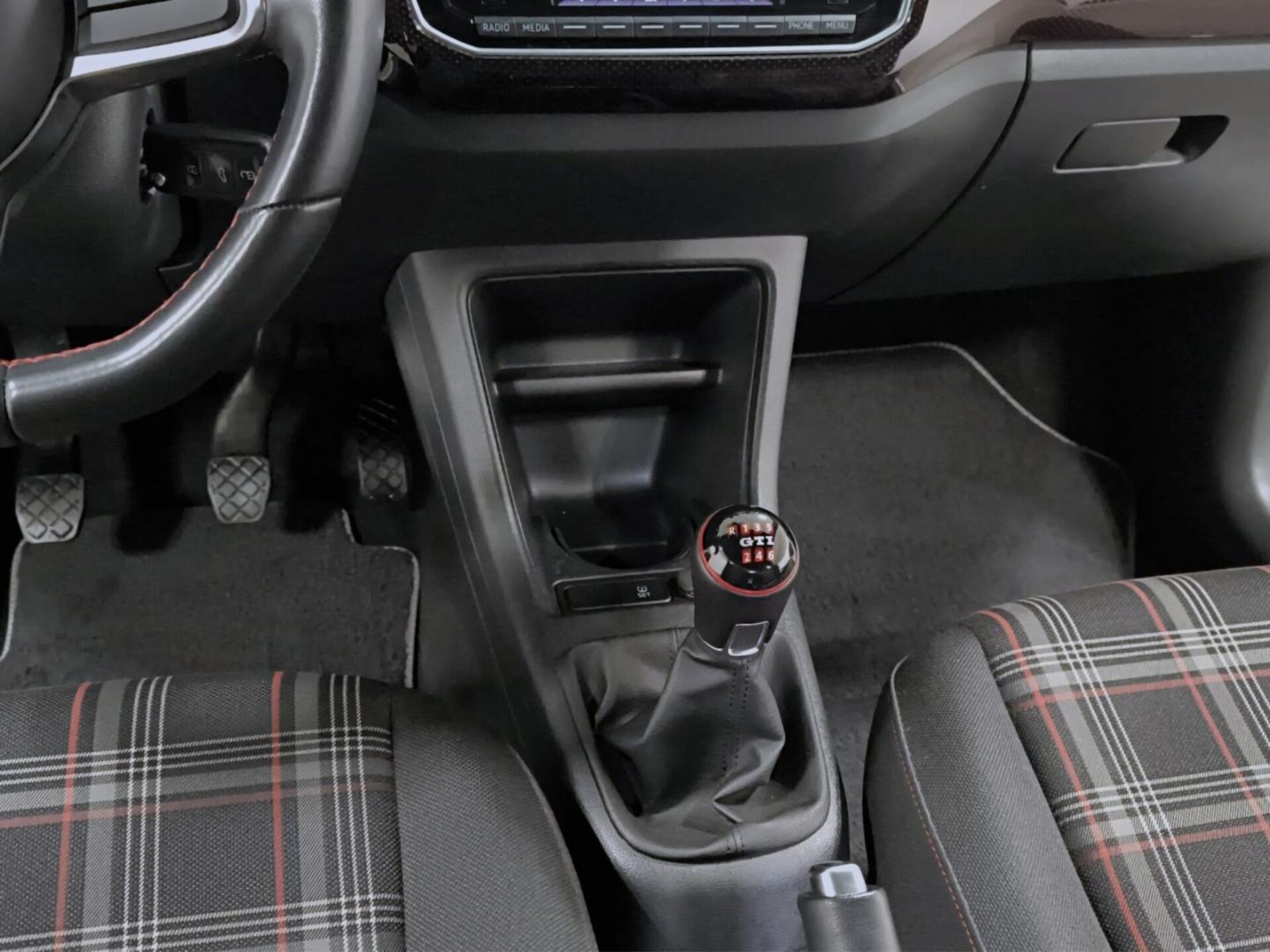 Volkswagen up! GTI
