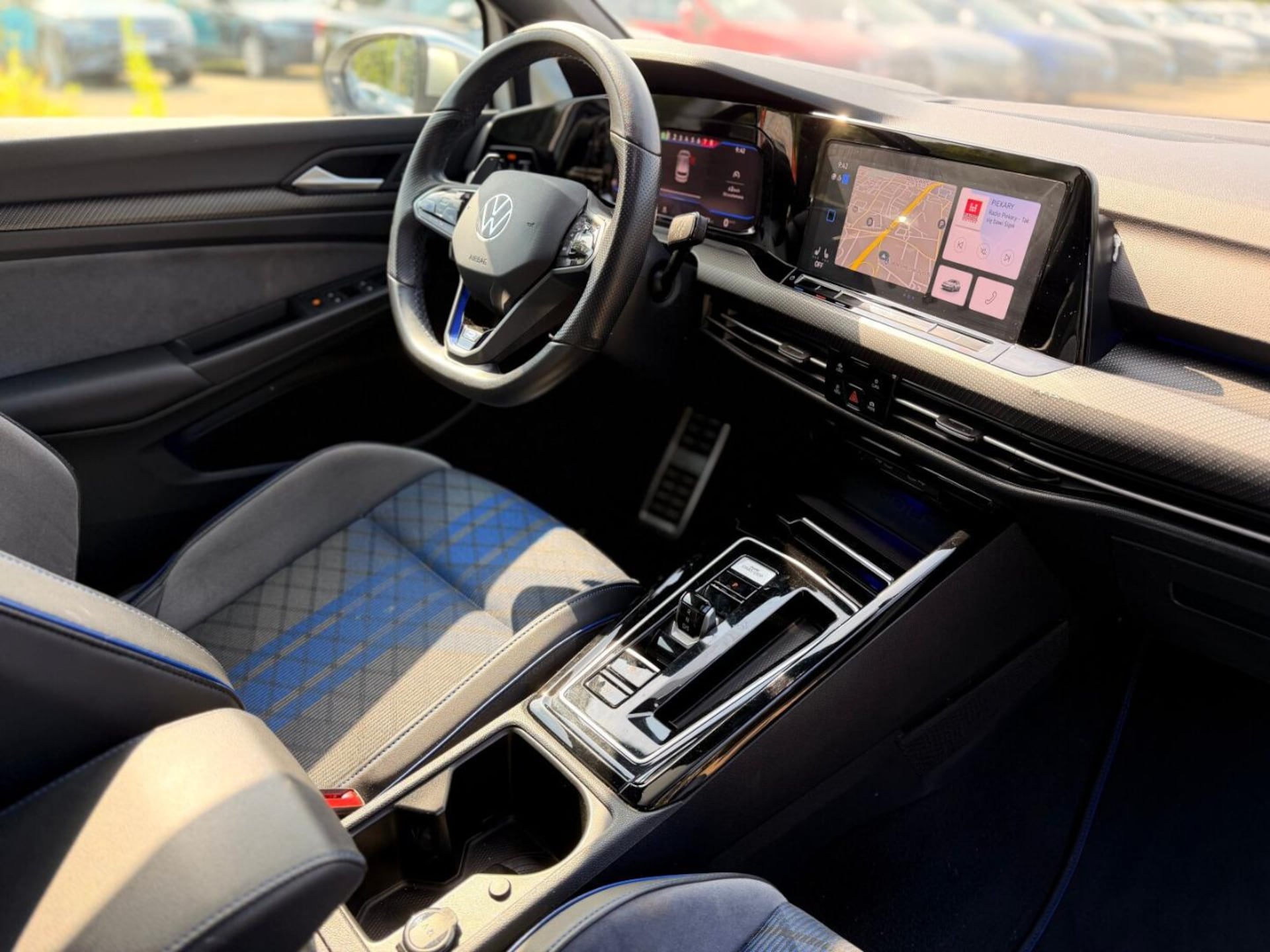 Volkswagen Golf R