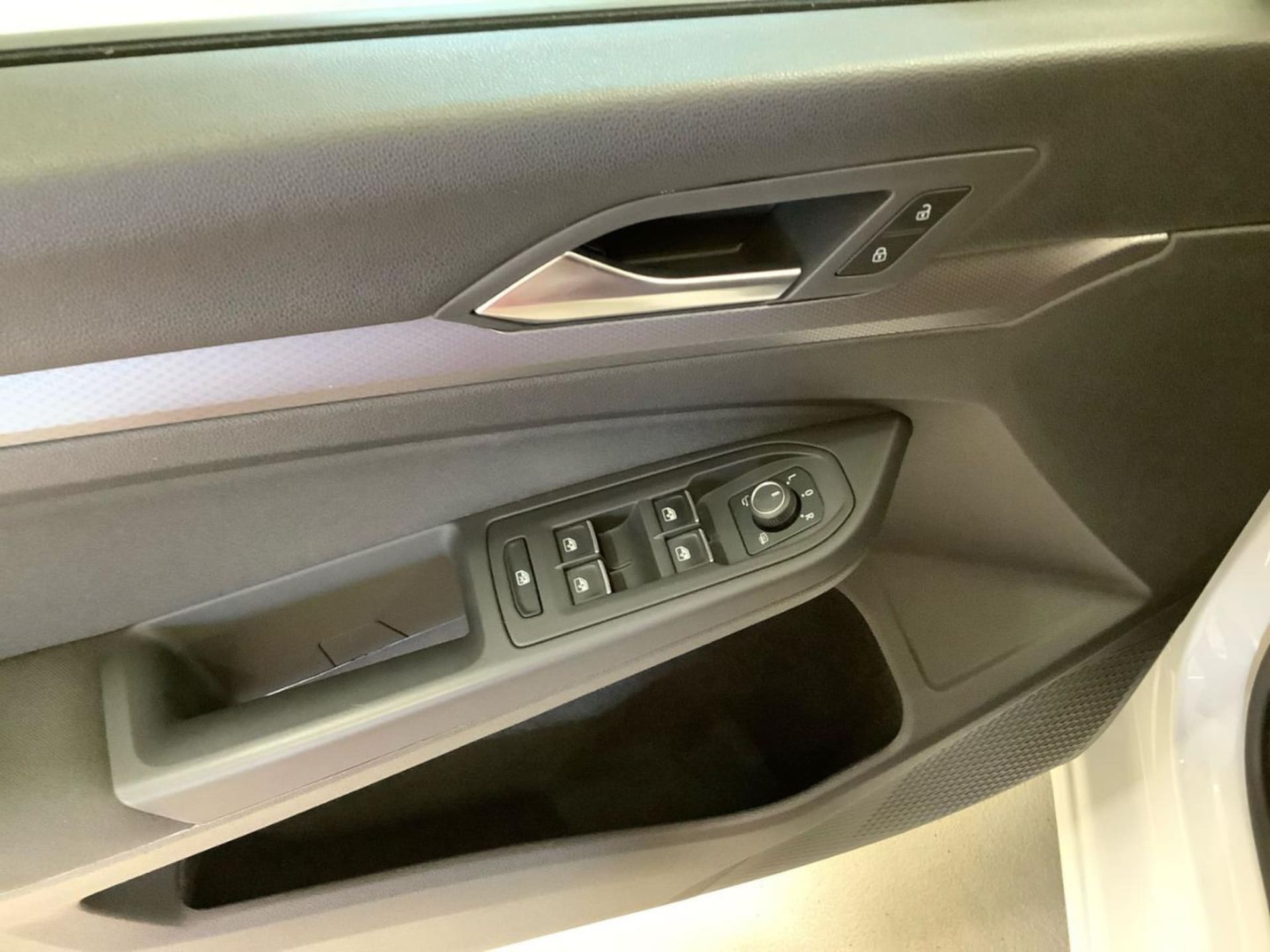 Volkswagen Golf Active