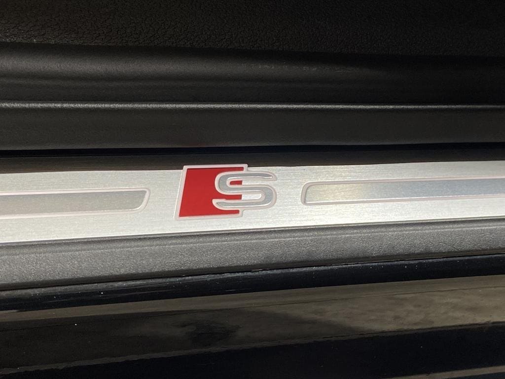 Image about Audi A4 Avant S line edition 40 TDI quattro 150 kW (204 CV) S tronic