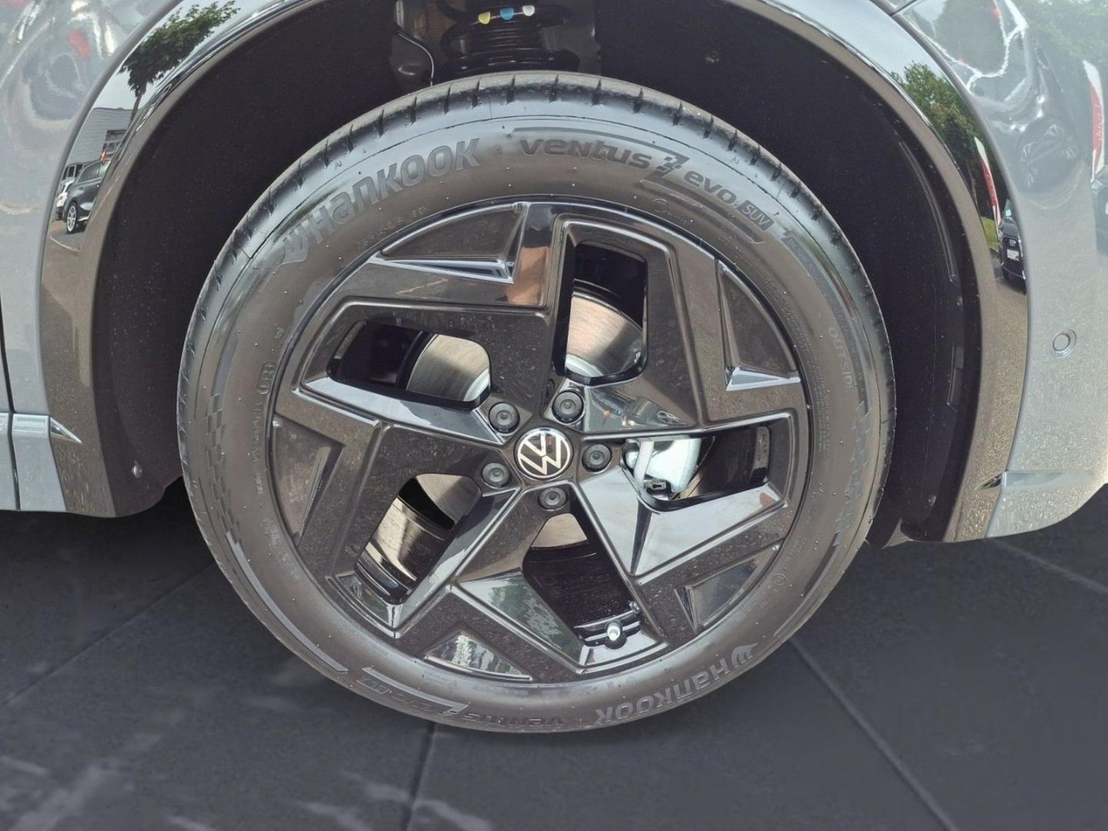 Volkswagen Tiguan – Bild 8
