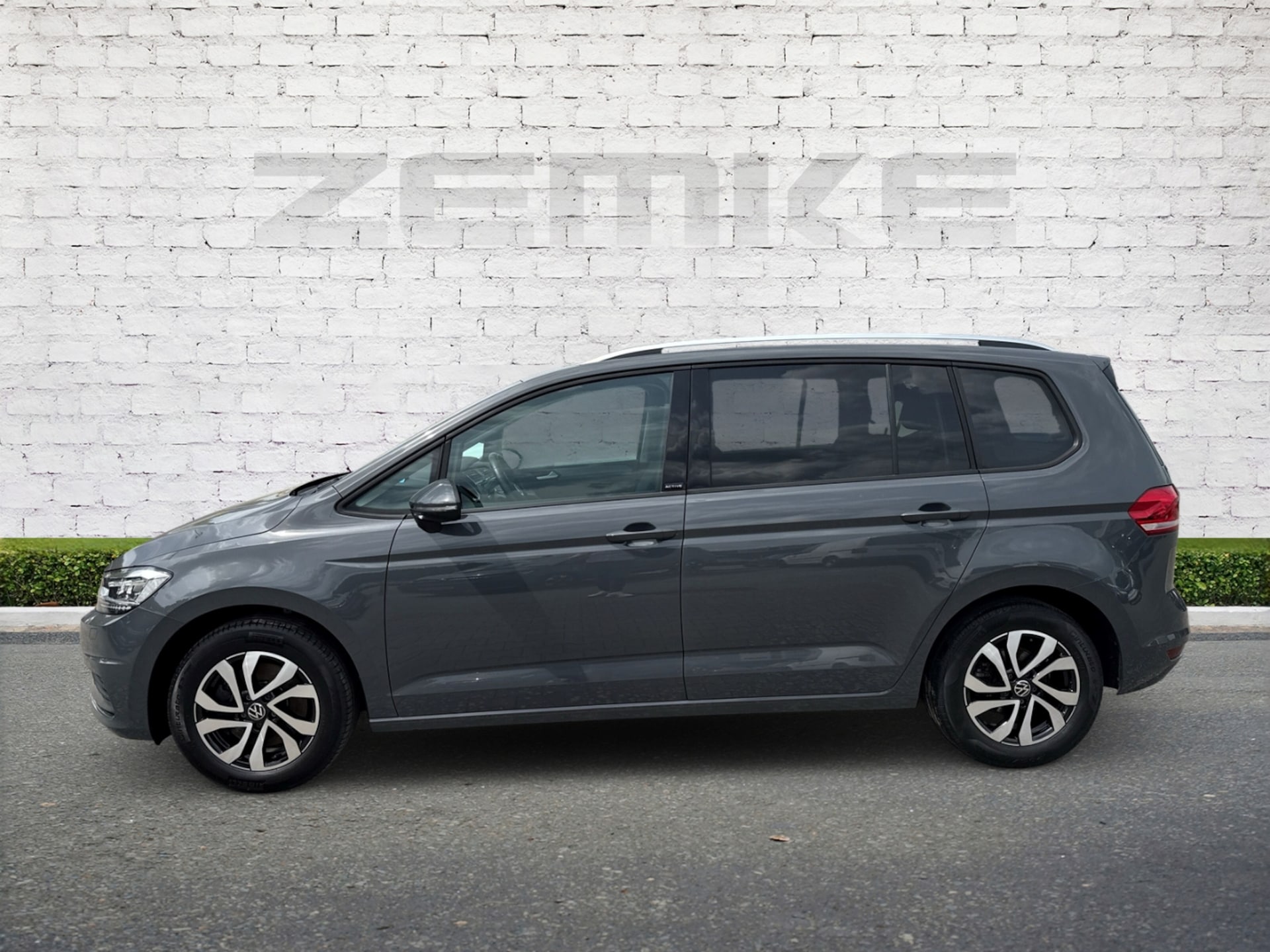 Volkswagen Touran Active