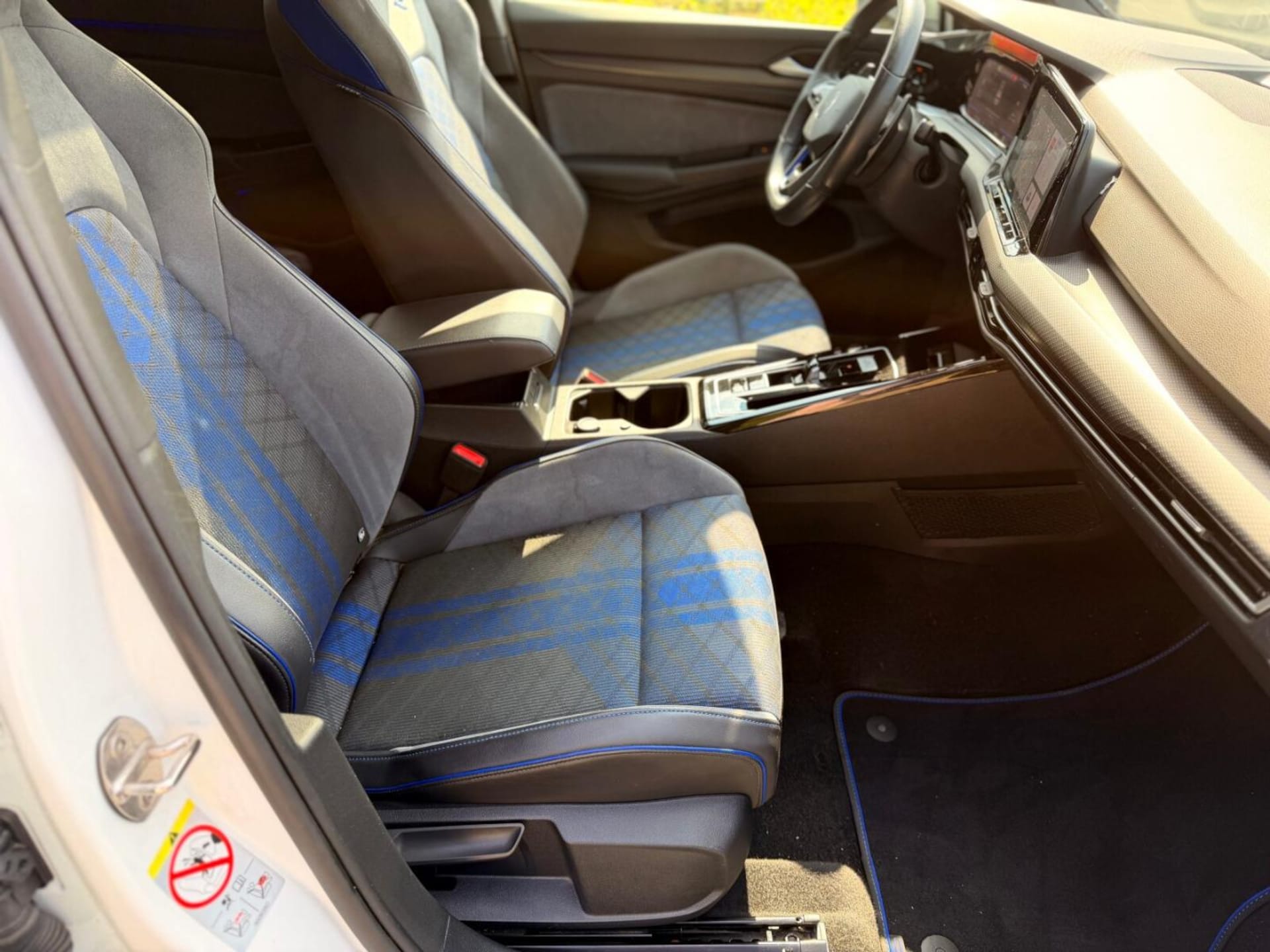 Volkswagen Golf R