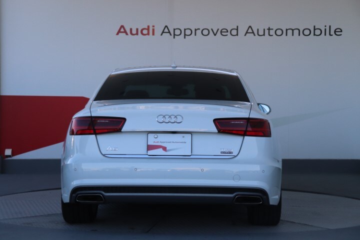 Audi A6 Sedan
