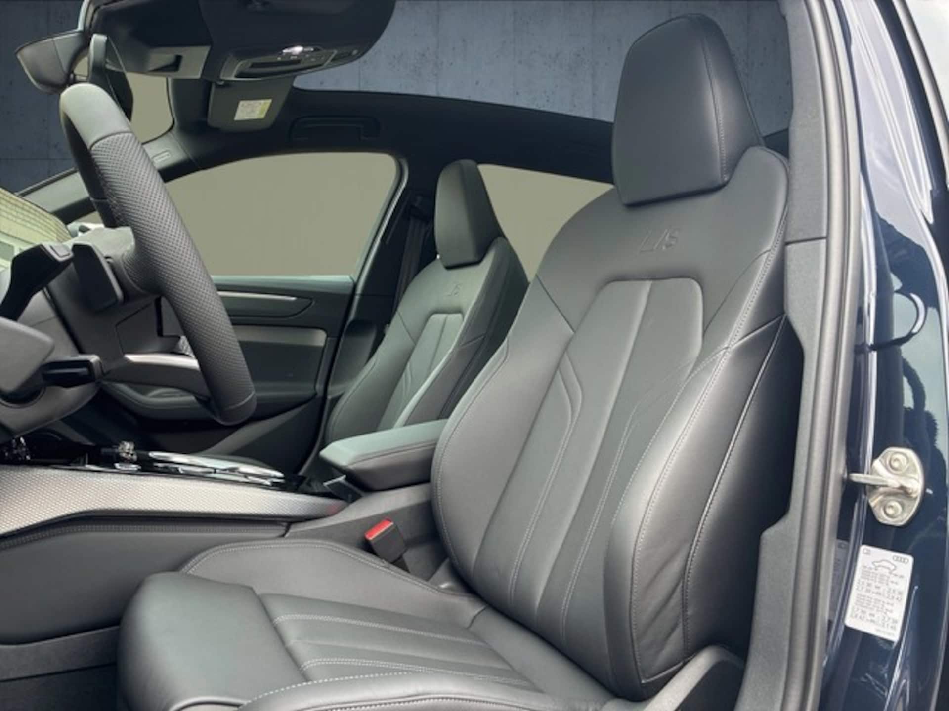Audi A6 Avant edition one