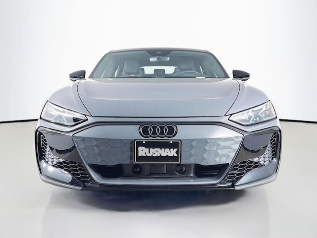 2026 Audi RS e-tron GT performance
