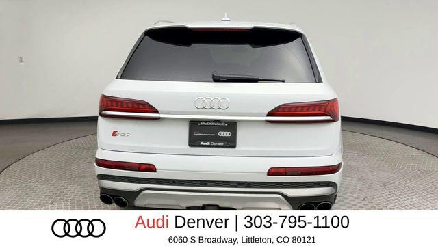 2023 Audi SQ7