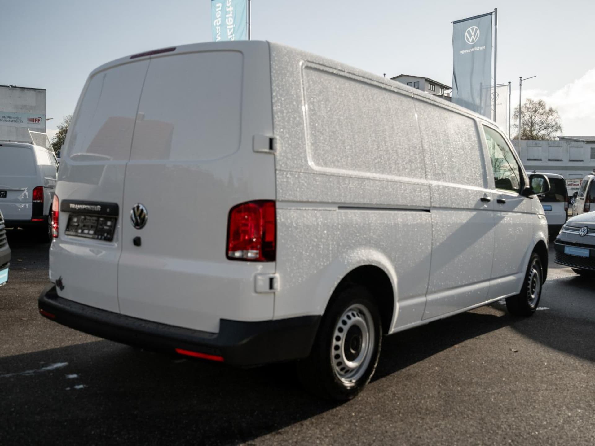Volkswagen T6.1 Transporter Kasten langer Radstand
