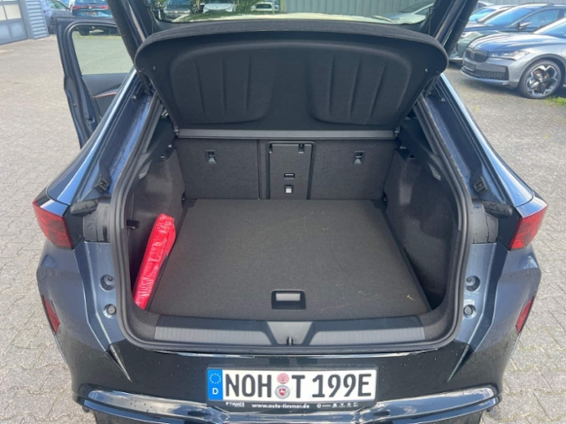 CUPRA Tavascan VZ