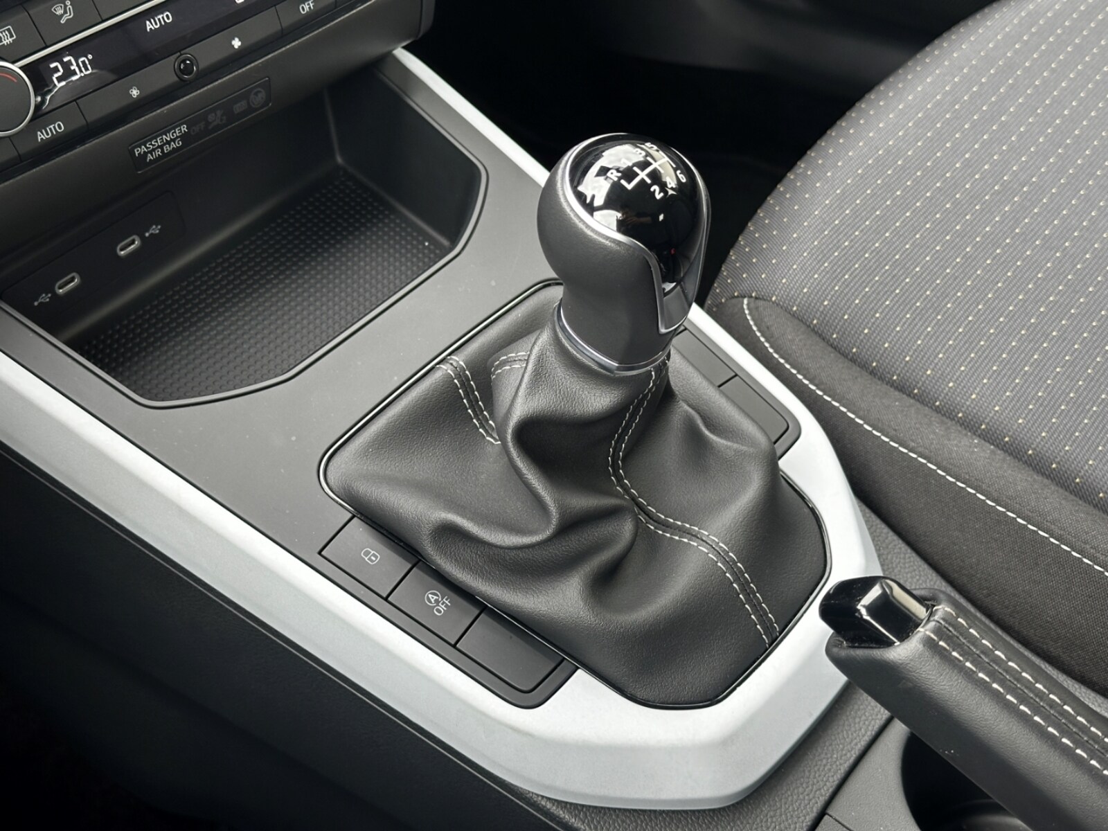 SEAT Arona – Bild 11