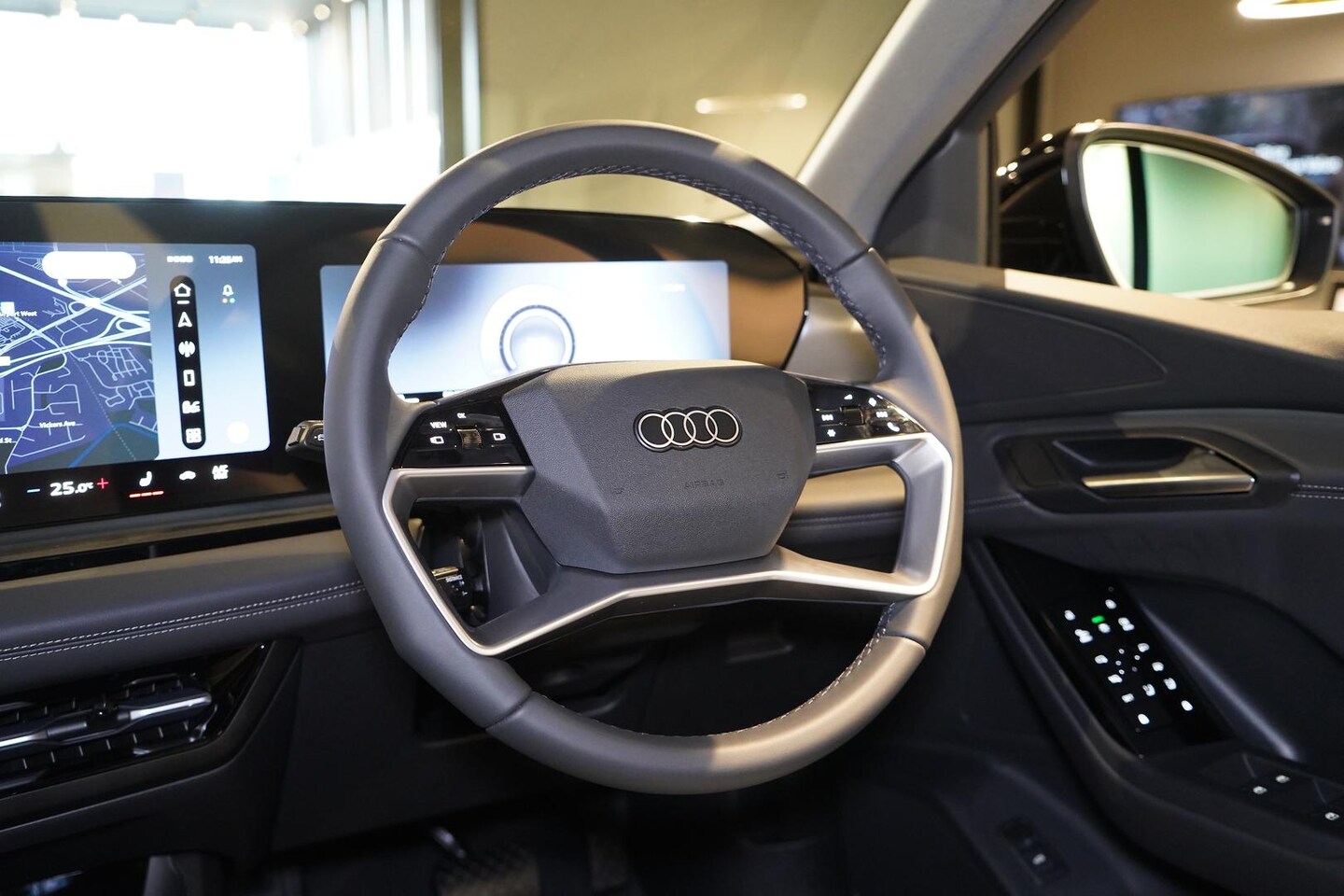 Image about Audi Q6 SUV e-tron e-tron
