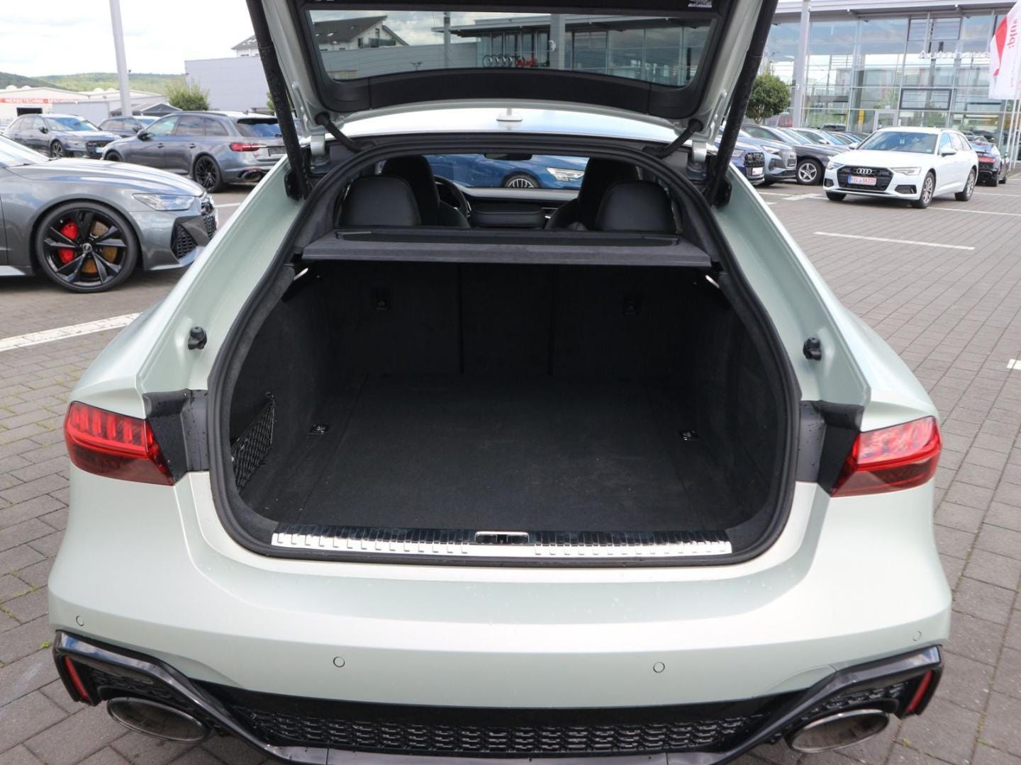 Image about Audi RS 7 Sportback quattro tiptronic