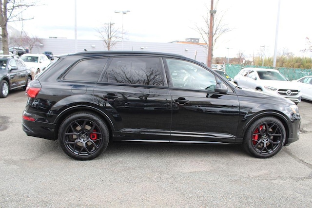 2026 Audi SQ7