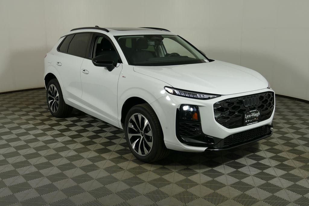 2026 Audi Q3 S line quattro's photo