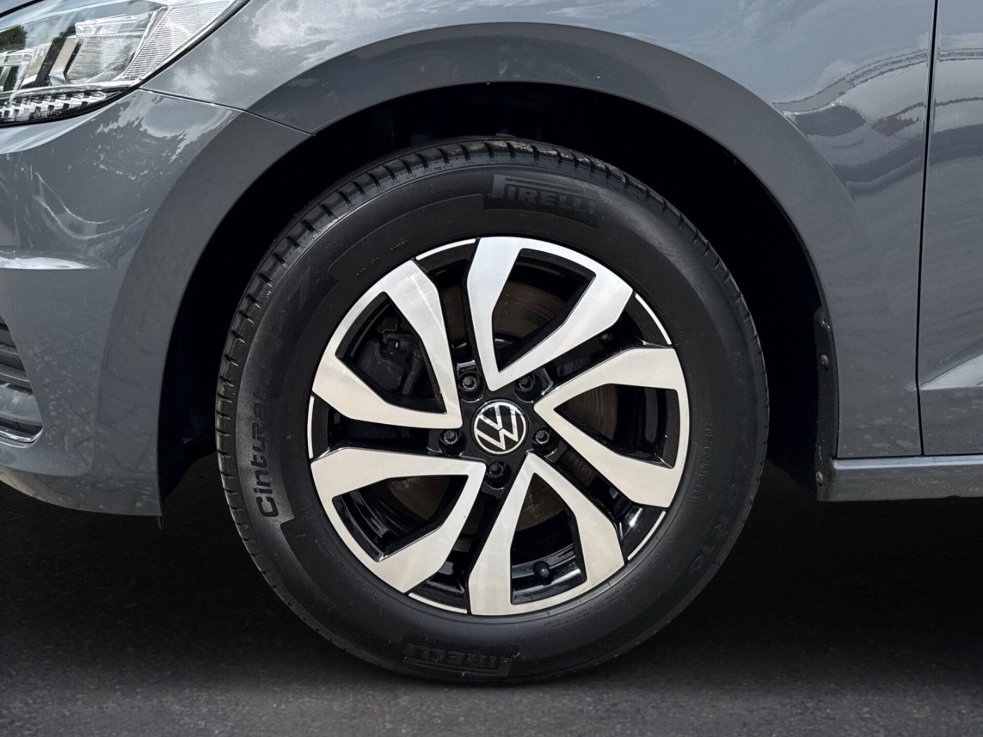 Volkswagen Touran Active