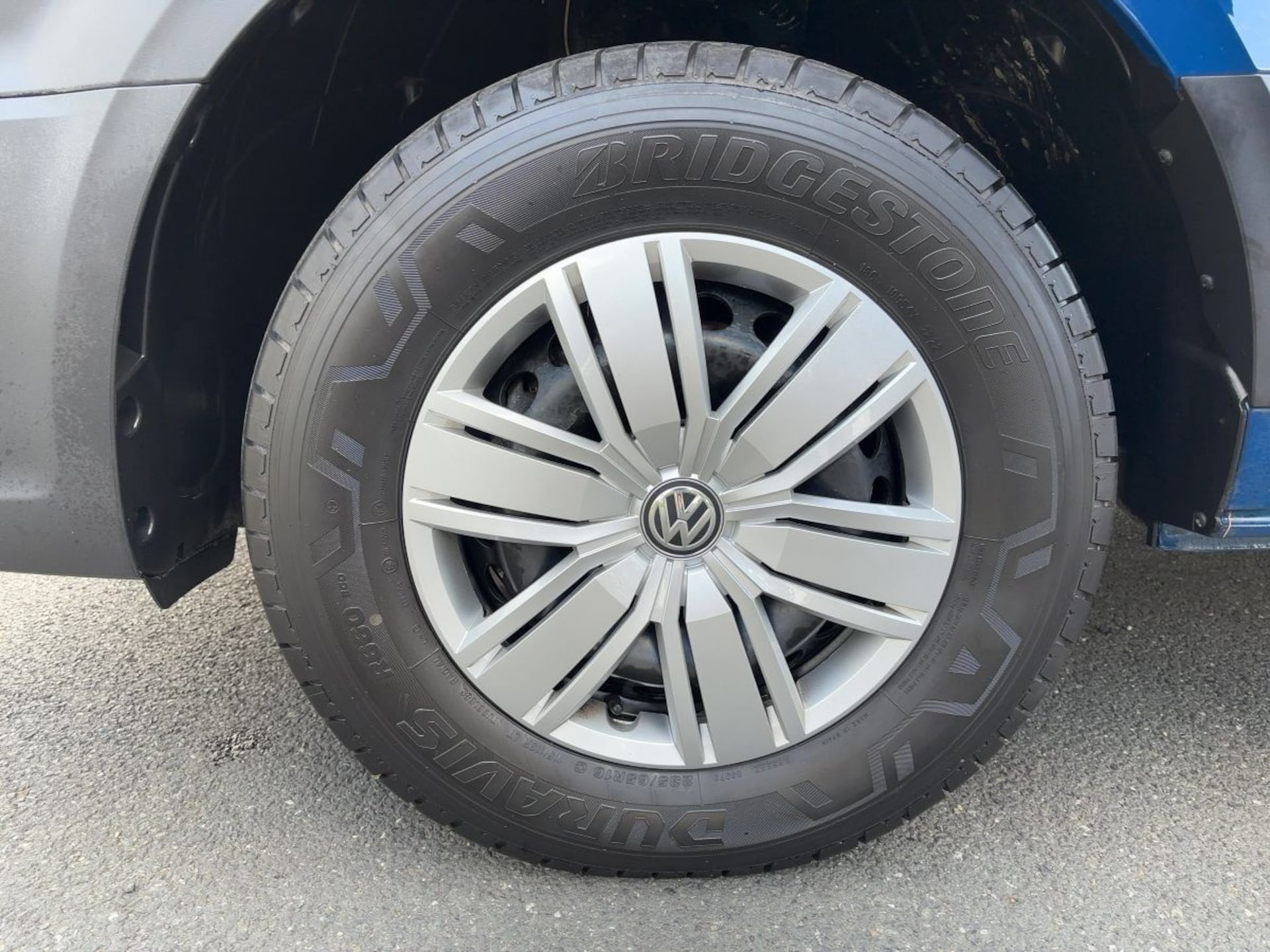 Volkswagen Crafter Kasten mittlerer Radstand