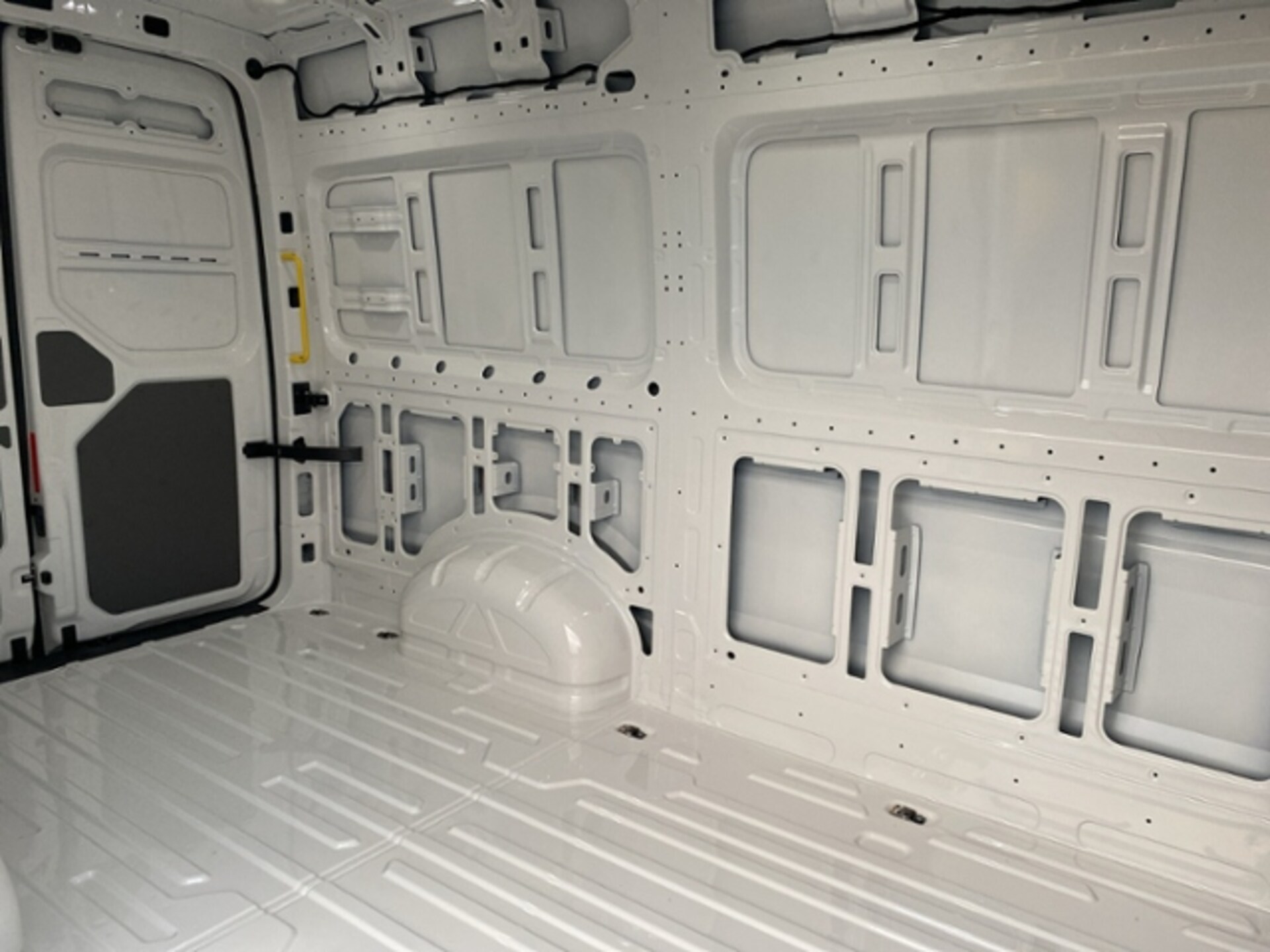 Volkswagen Crafter Kasten mittlerer Radstand