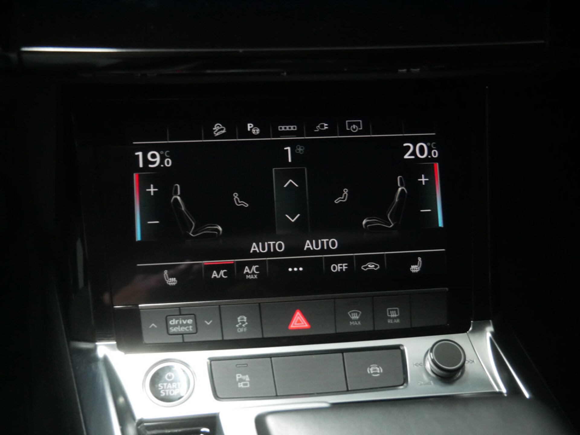Audi Q8 e-tron S line