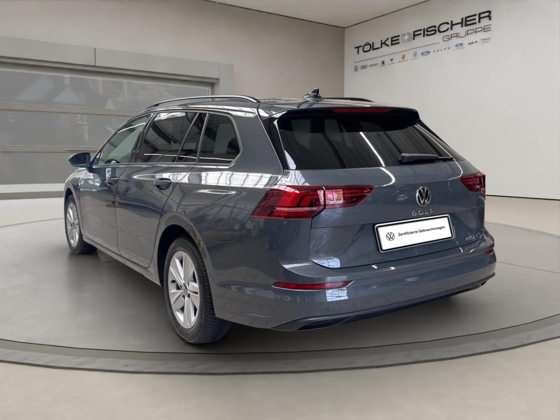Volkswagen Golf Variant Life