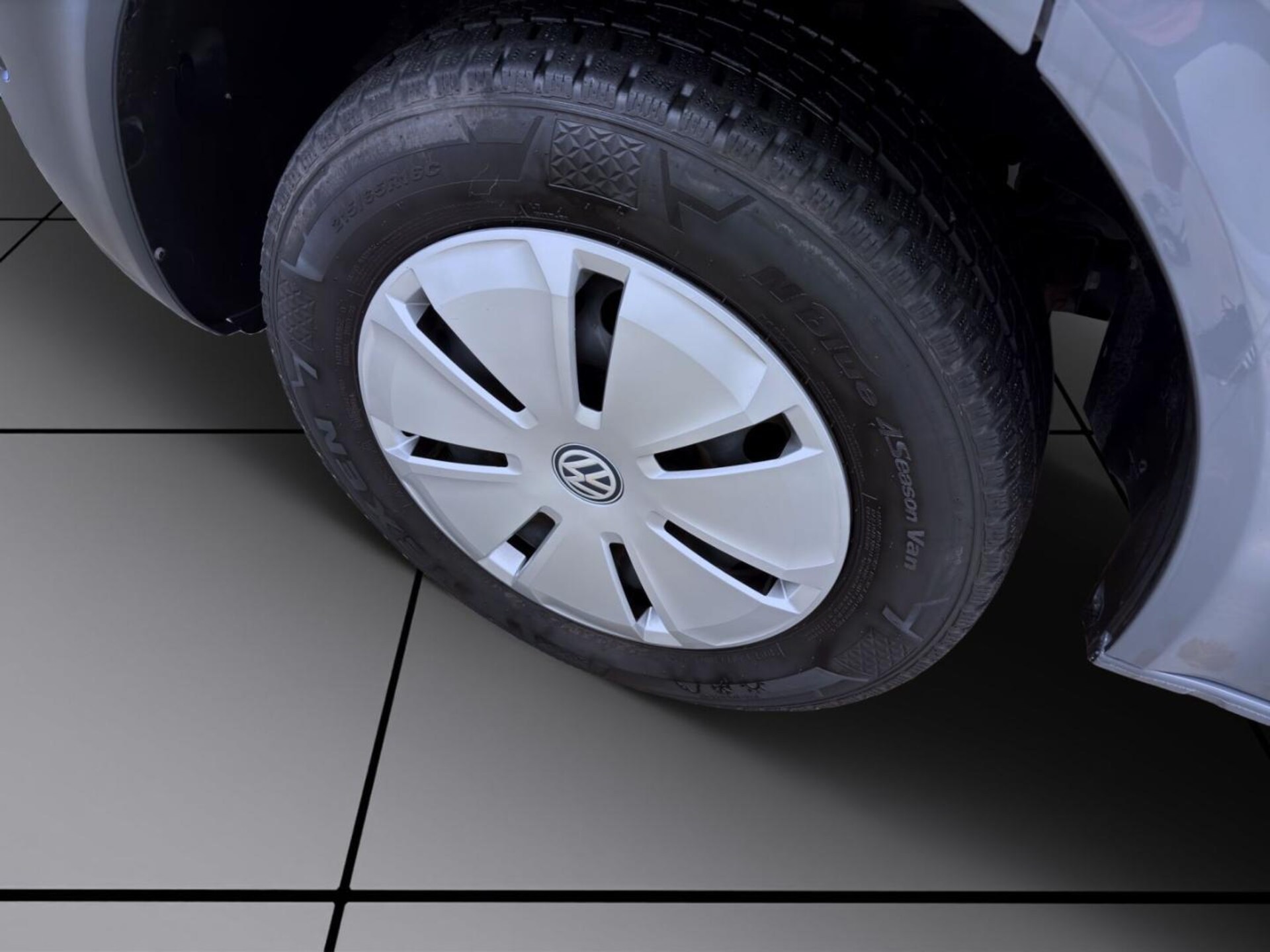 Volkswagen T6.1 Transporter Kombi kurzer Radstand