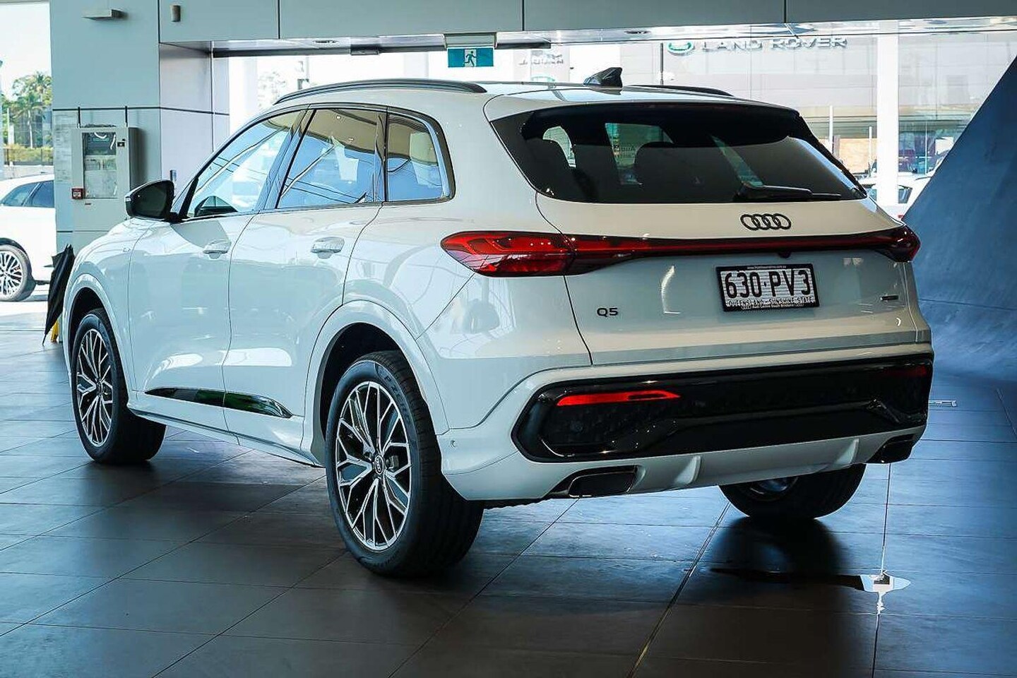 Image about Audi Q5 SUV TFSI quattro 200 kW sport
