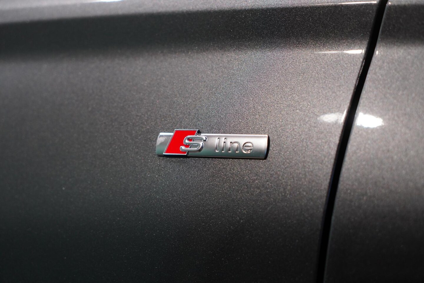 Image about Audi Q6 SUV e-tron e-tron