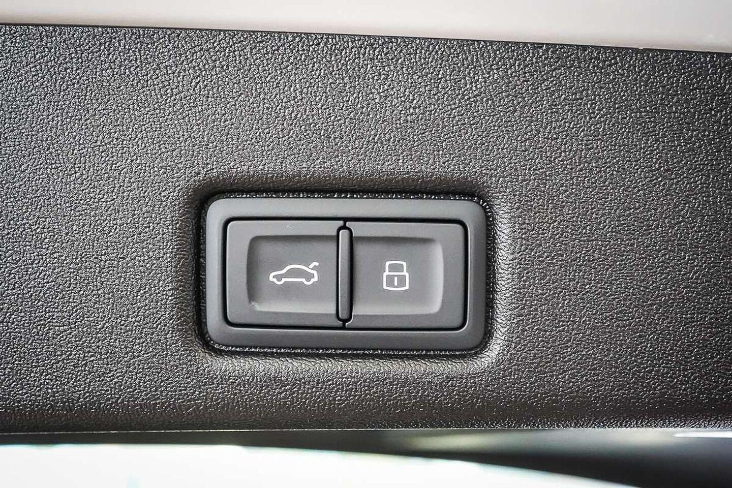Image about Audi Q5 SUV TFSI quattro 200 kW sport