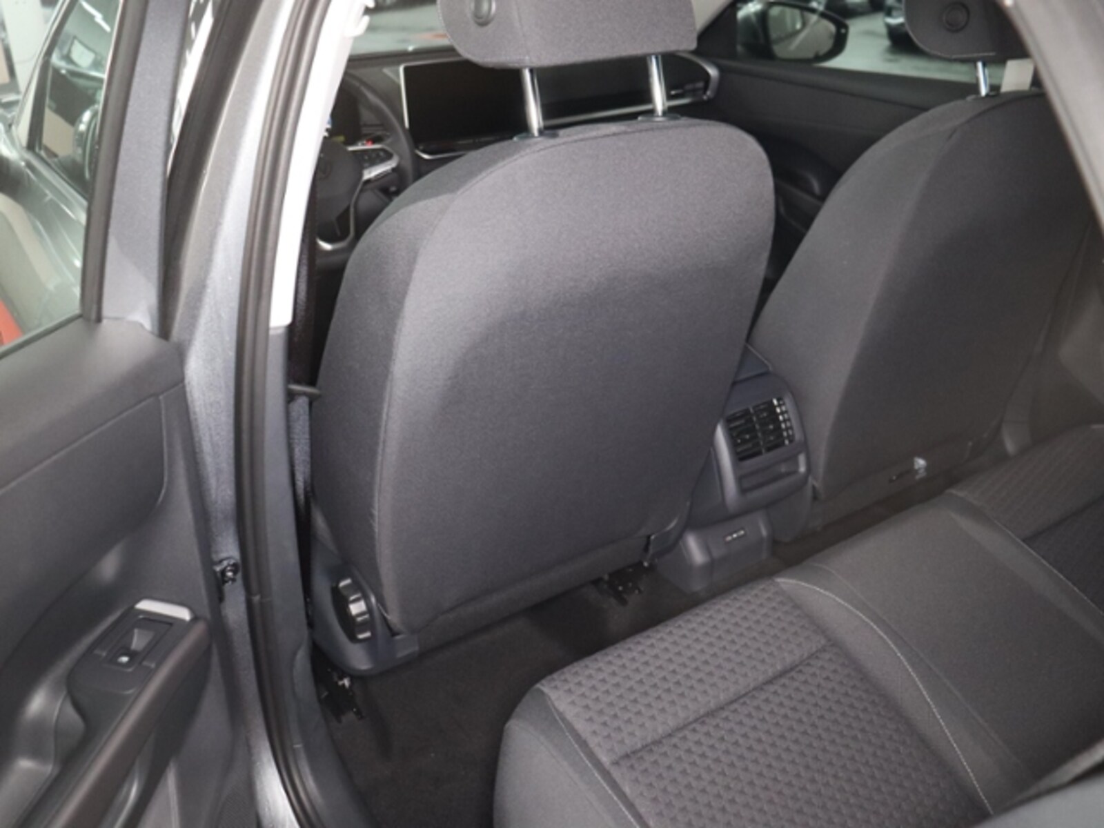 Volkswagen T-Roc – Bild 13
