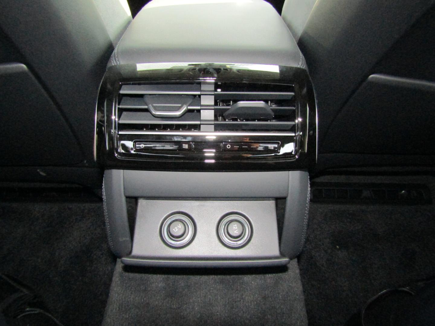Image about Audi A8 55 TFSI quattro 250(340) kW(PS) tiptronic