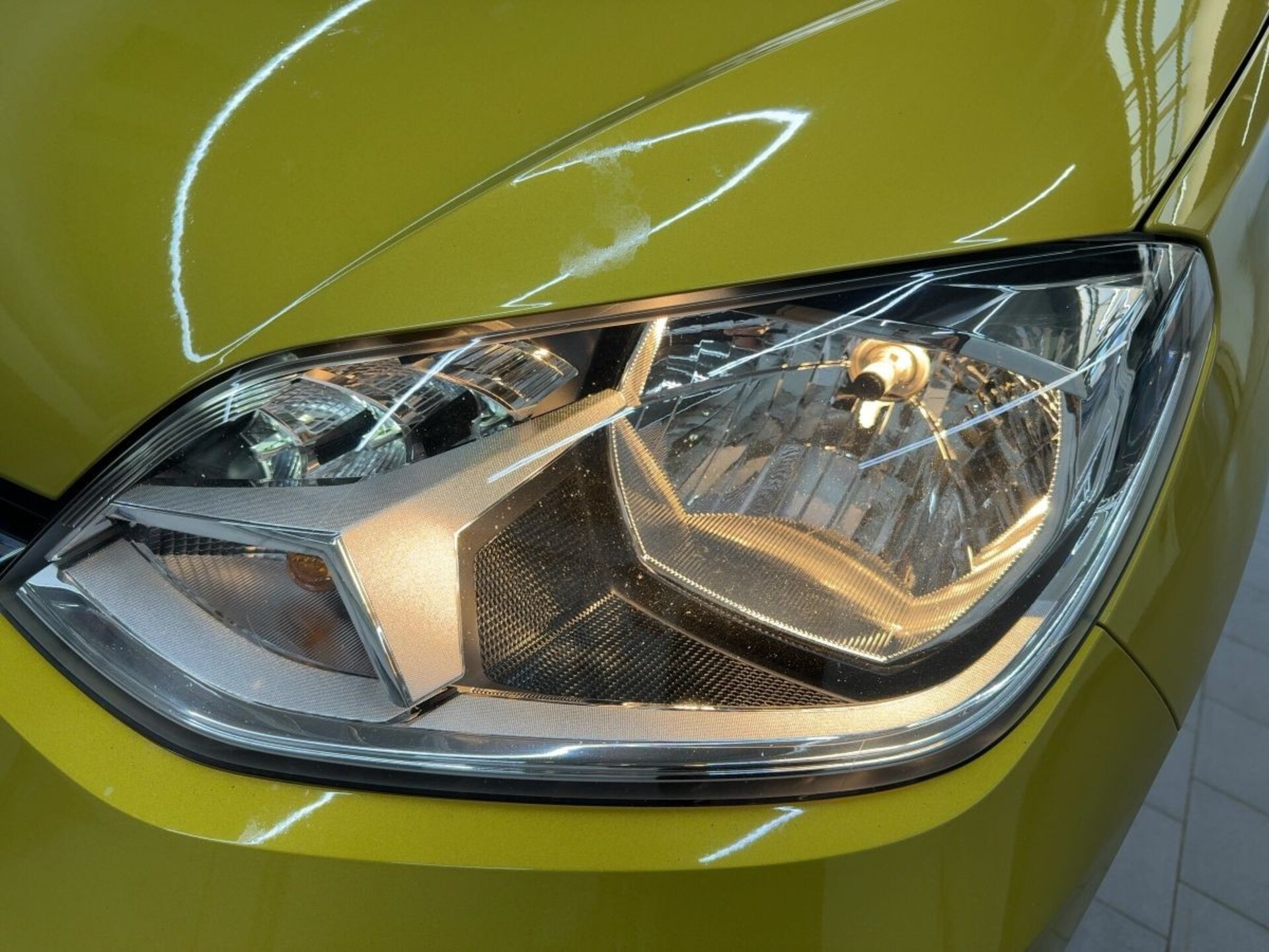 Volkswagen up! high up!