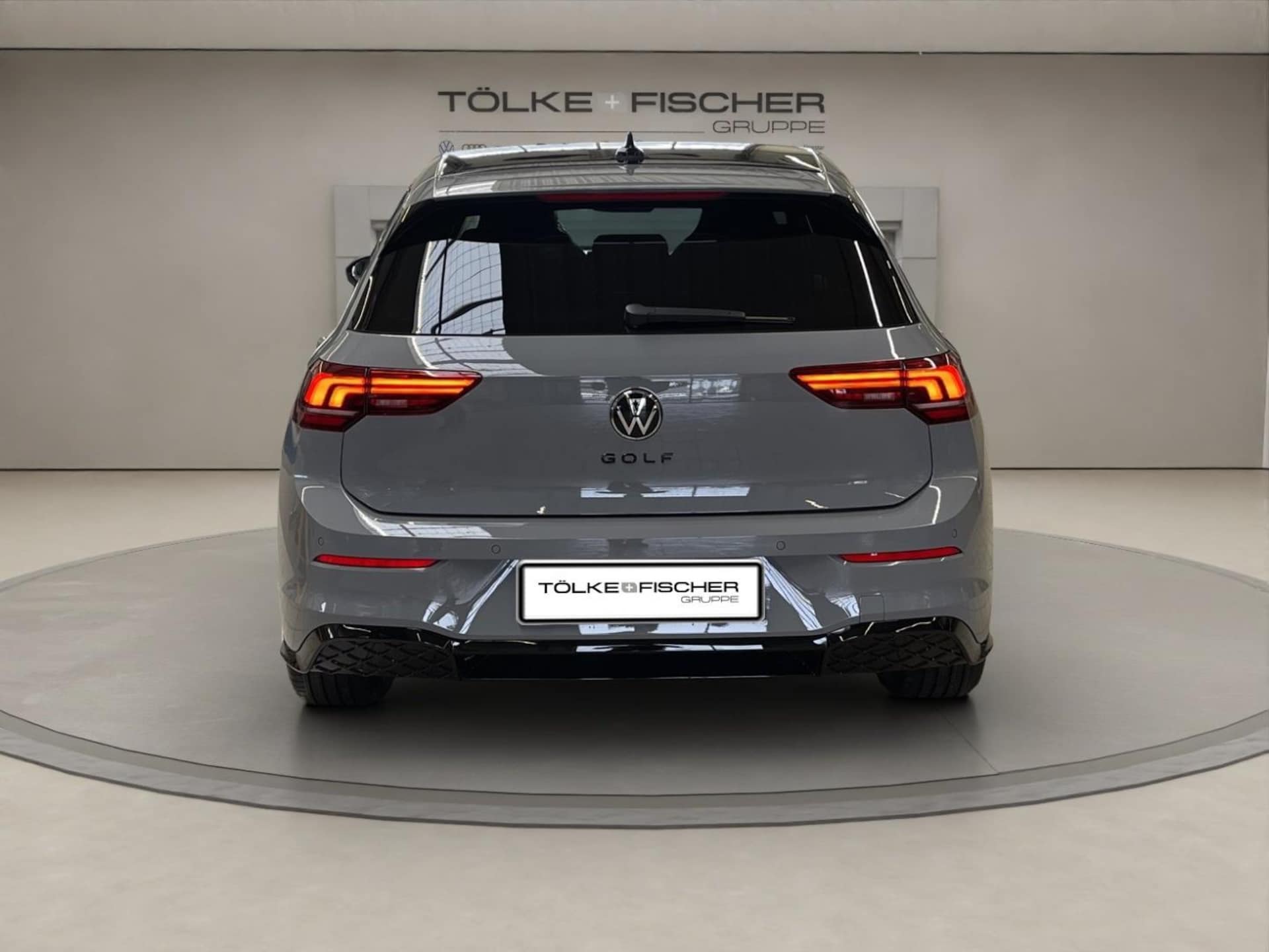 Volkswagen Golf R-Line