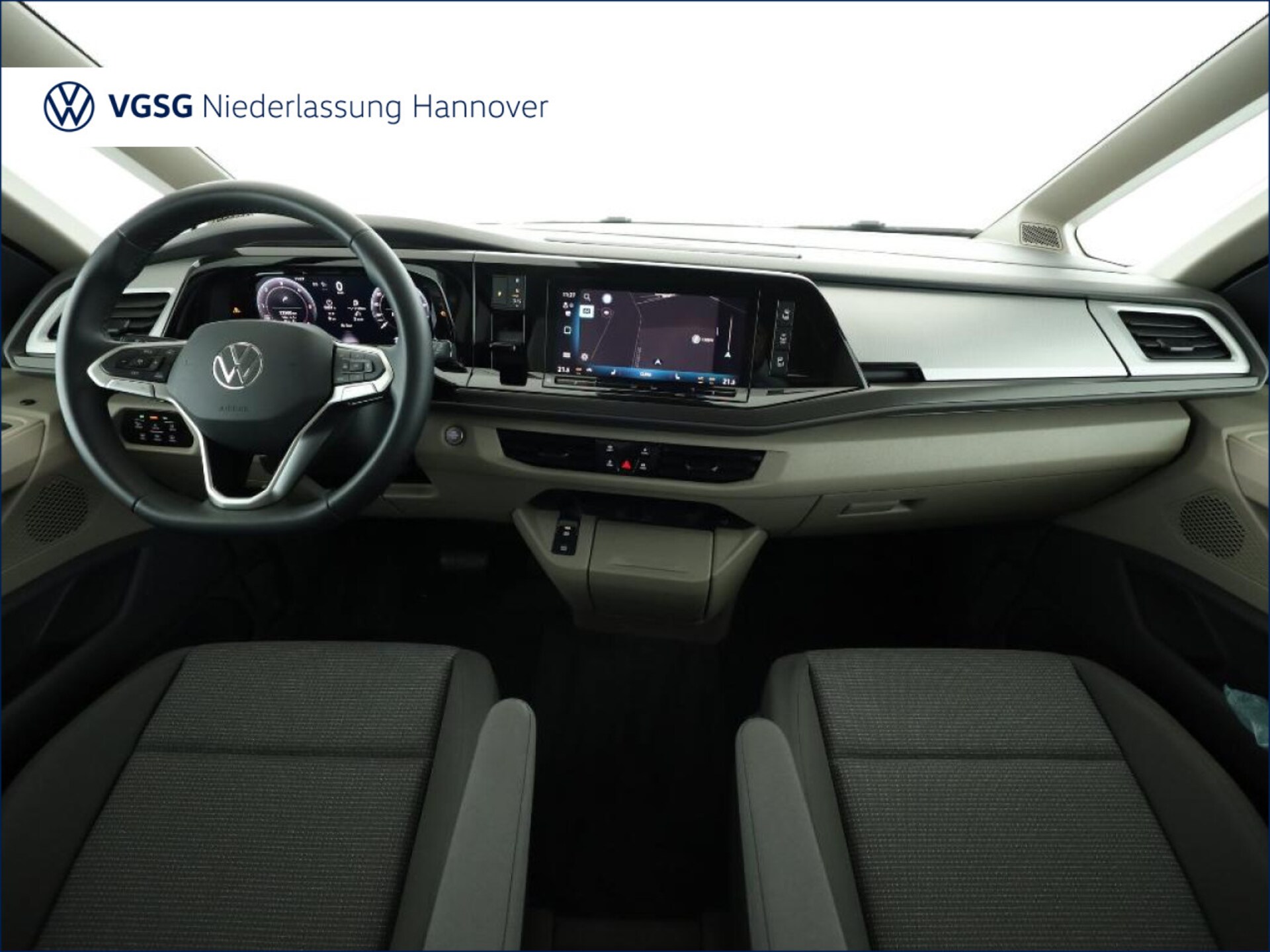 Volkswagen Multivan Langversion Basis-Modell