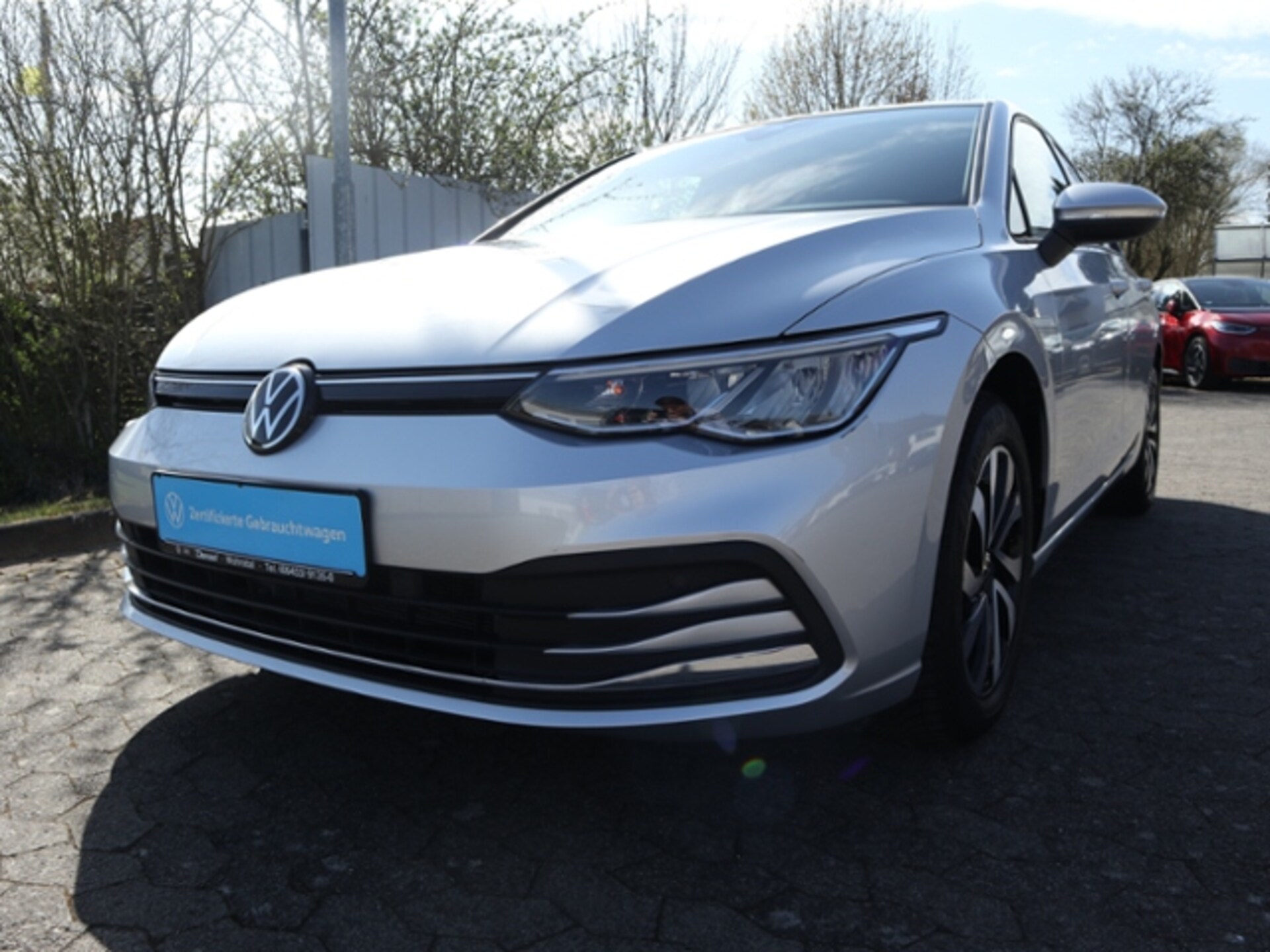Volkswagen Golf Life