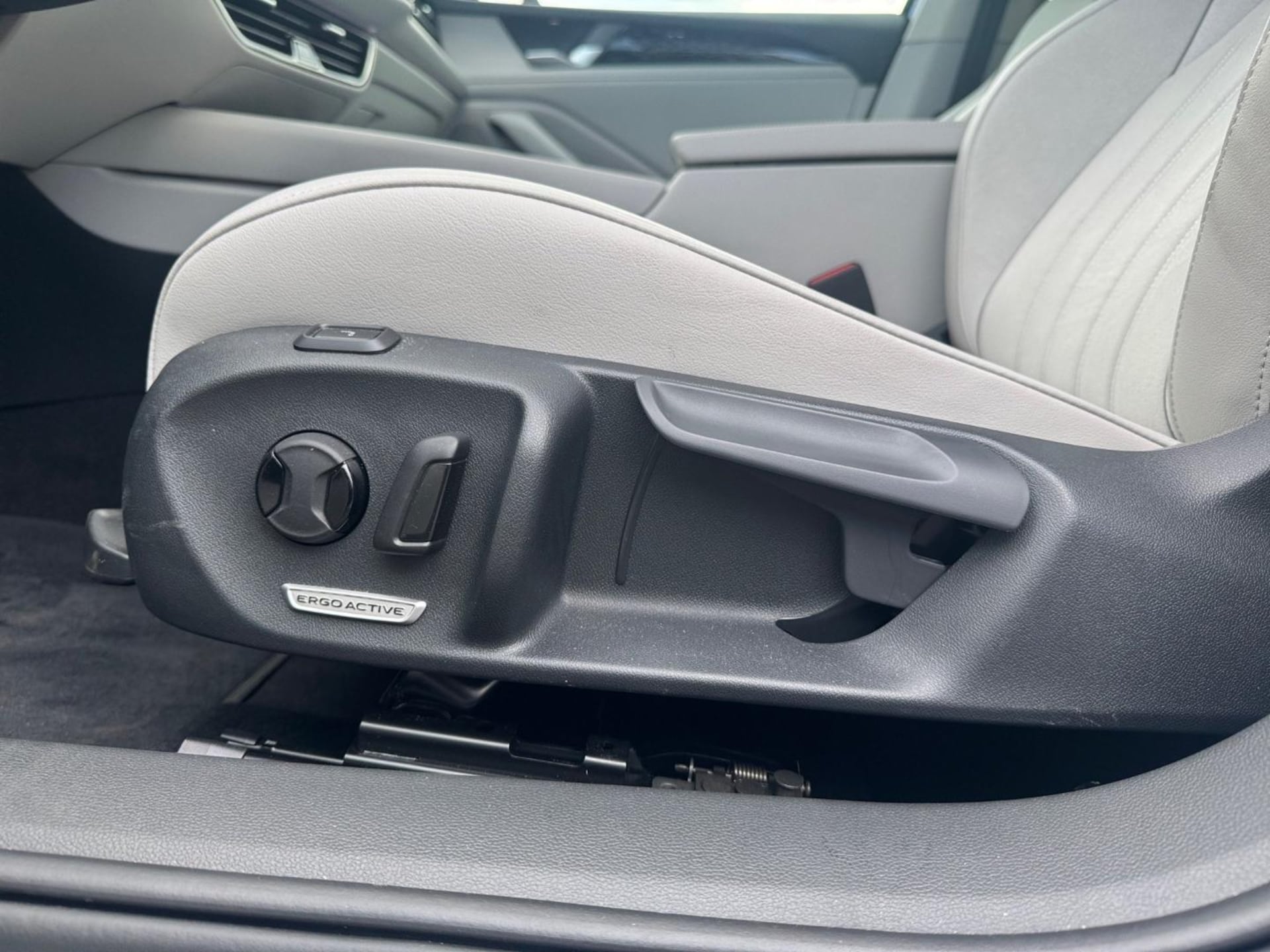 Volkswagen Passat Elegance