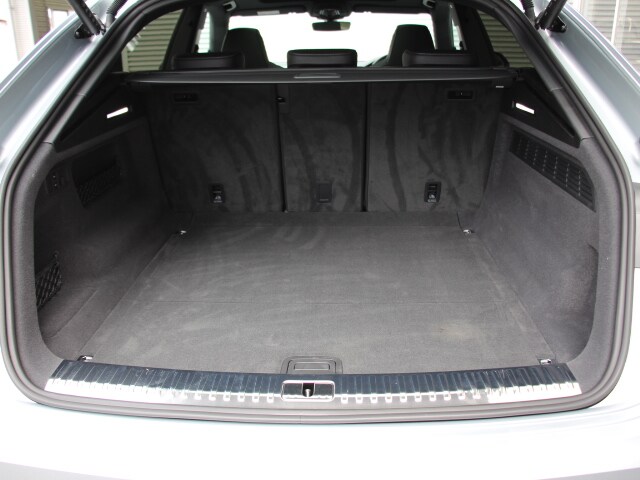 Image about Audi Q8 55 TFSI quattro S line 250(340) kW(PS) tiptronic