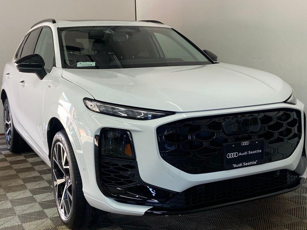2026 Audi Q3 S line quattro's photo