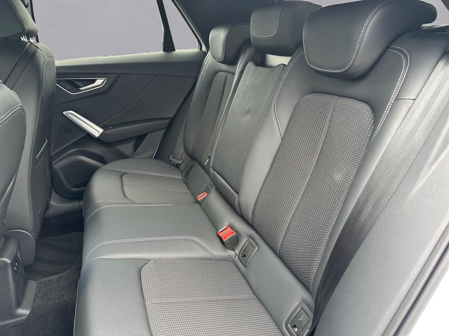 Bild über Audi Q2 S line 35 TFSI S tronic - für weitere Informationen kontaktieren Sie den Audi Partner